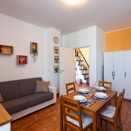 Exclusive Apartment Sansiro 5Minuti - Wifi Free Милан Экстерьер фото